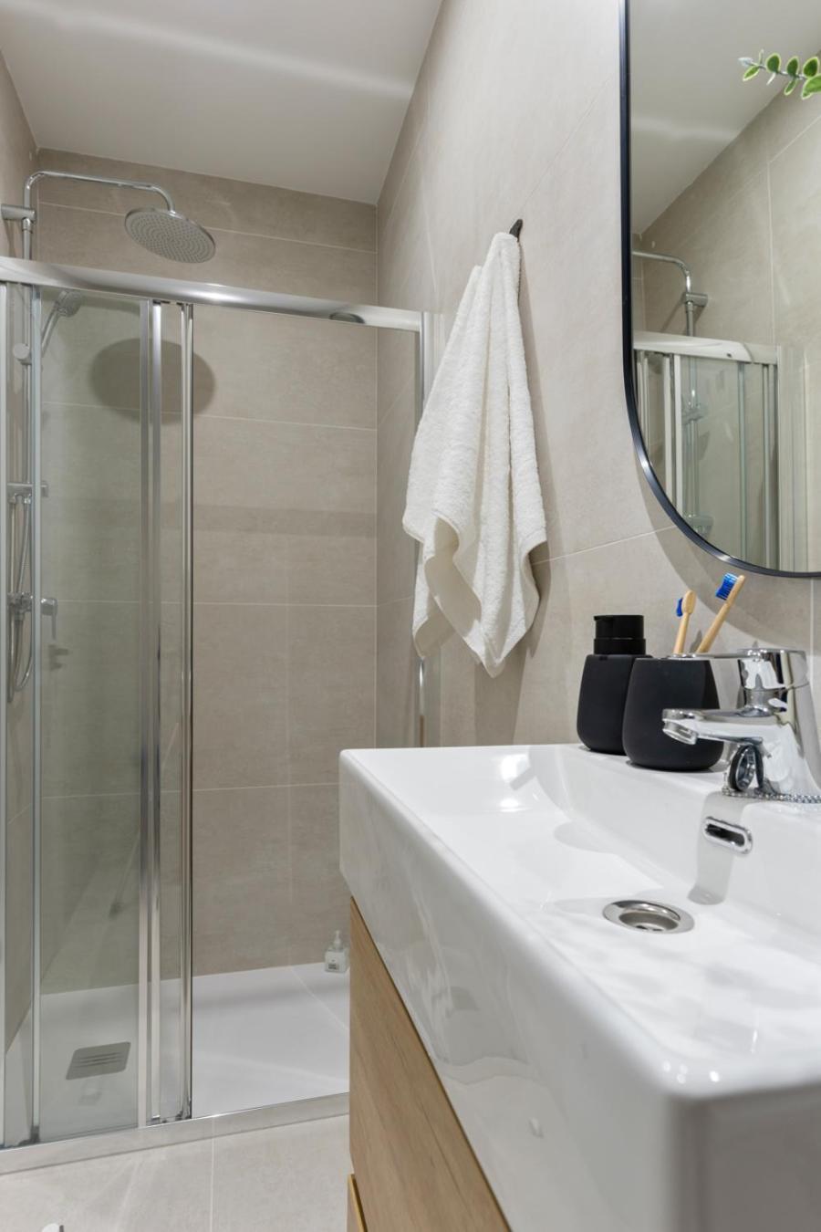 Apartamento Matisse, Totalmente Reformado Y Modernista Gijón Exterior foto
